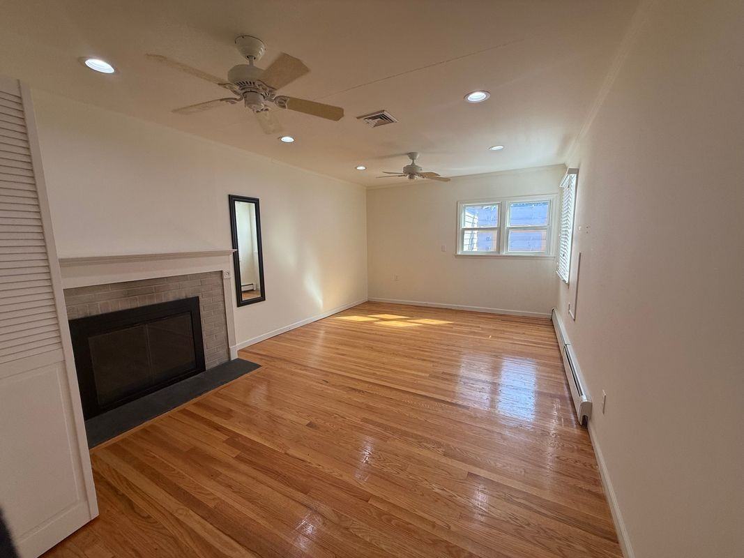 1004 Motor Rd - Photo 2 of 12