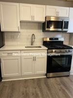 featured image of 215 Maple Ave