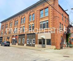 featured image of 400 E Coolbaugh St