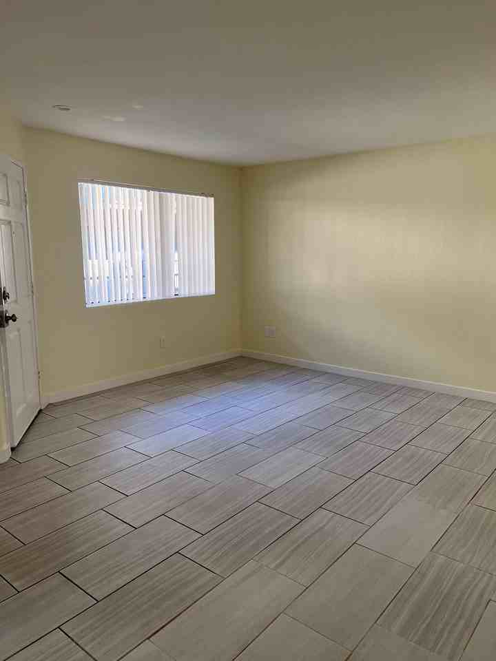 Orion Apartments - Photo 6 of 7