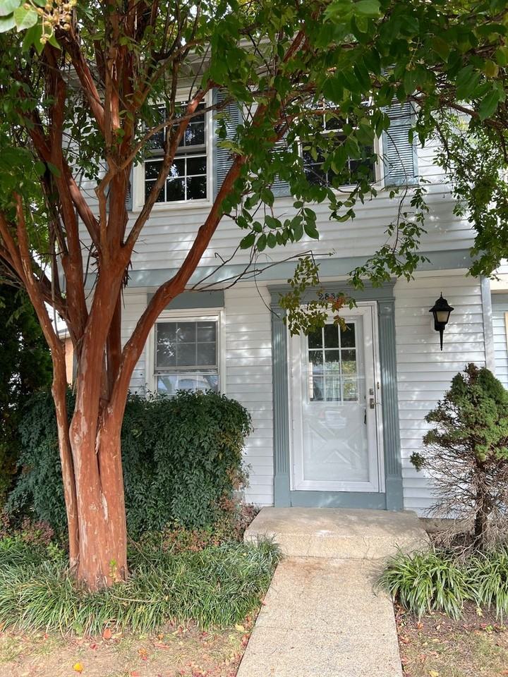 2832 South Meade Street - Photo 2 of 35