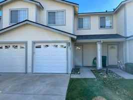 featured image of 415 Valley Cir