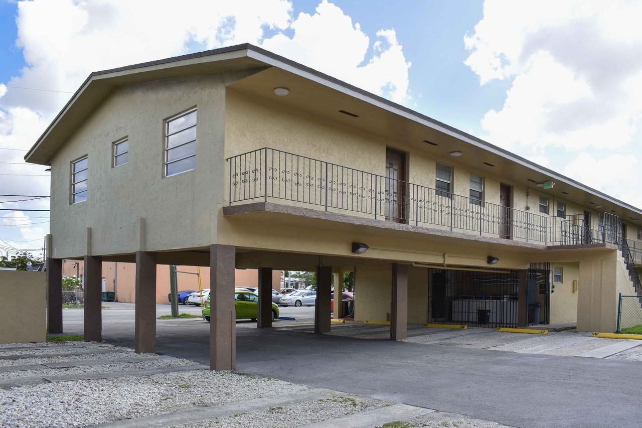 Maral Apartments - Photo 2 of 12