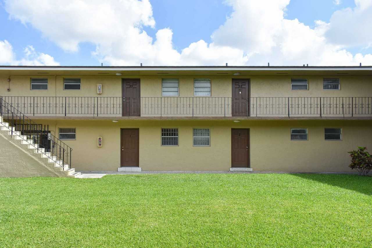 Maral Apartments - Photo 7 of 12