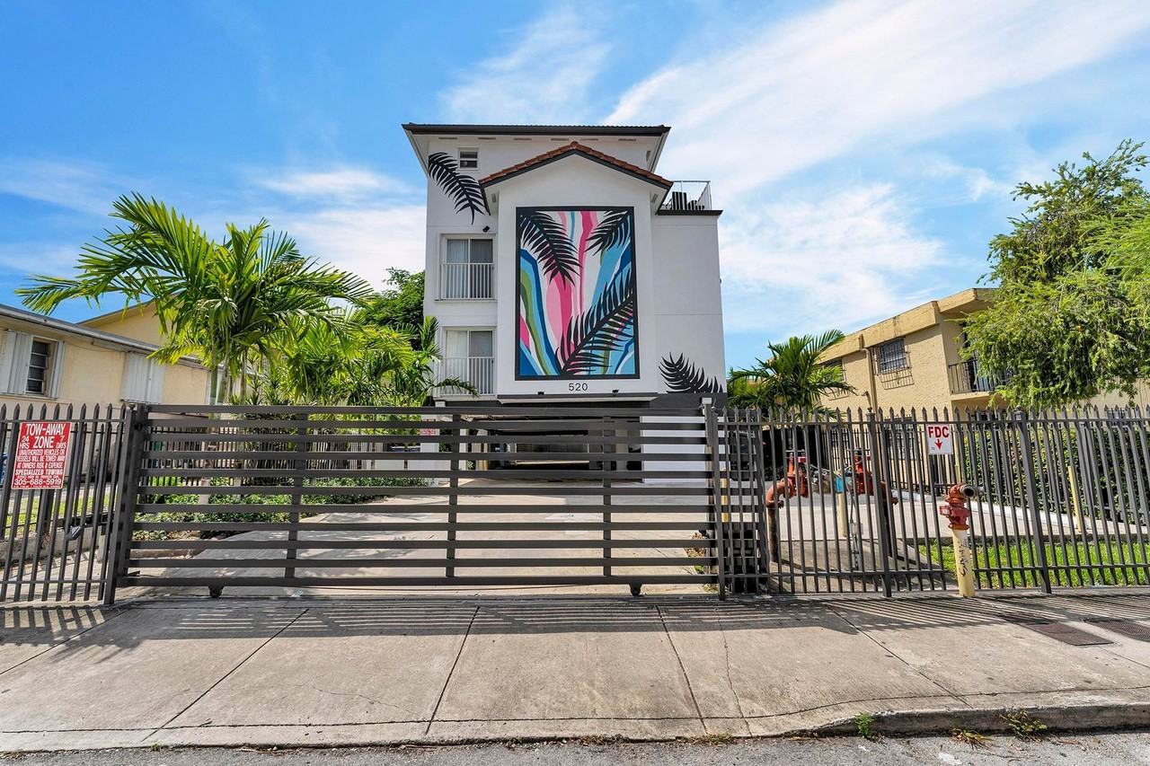 West Brickell Flats - Photo 2 of 34