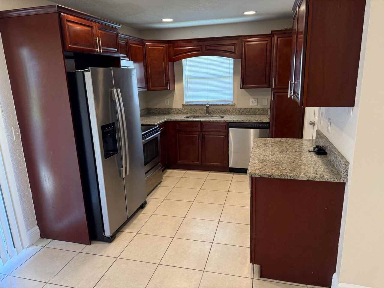 2775 Venus Dr - Photo 2 of 14