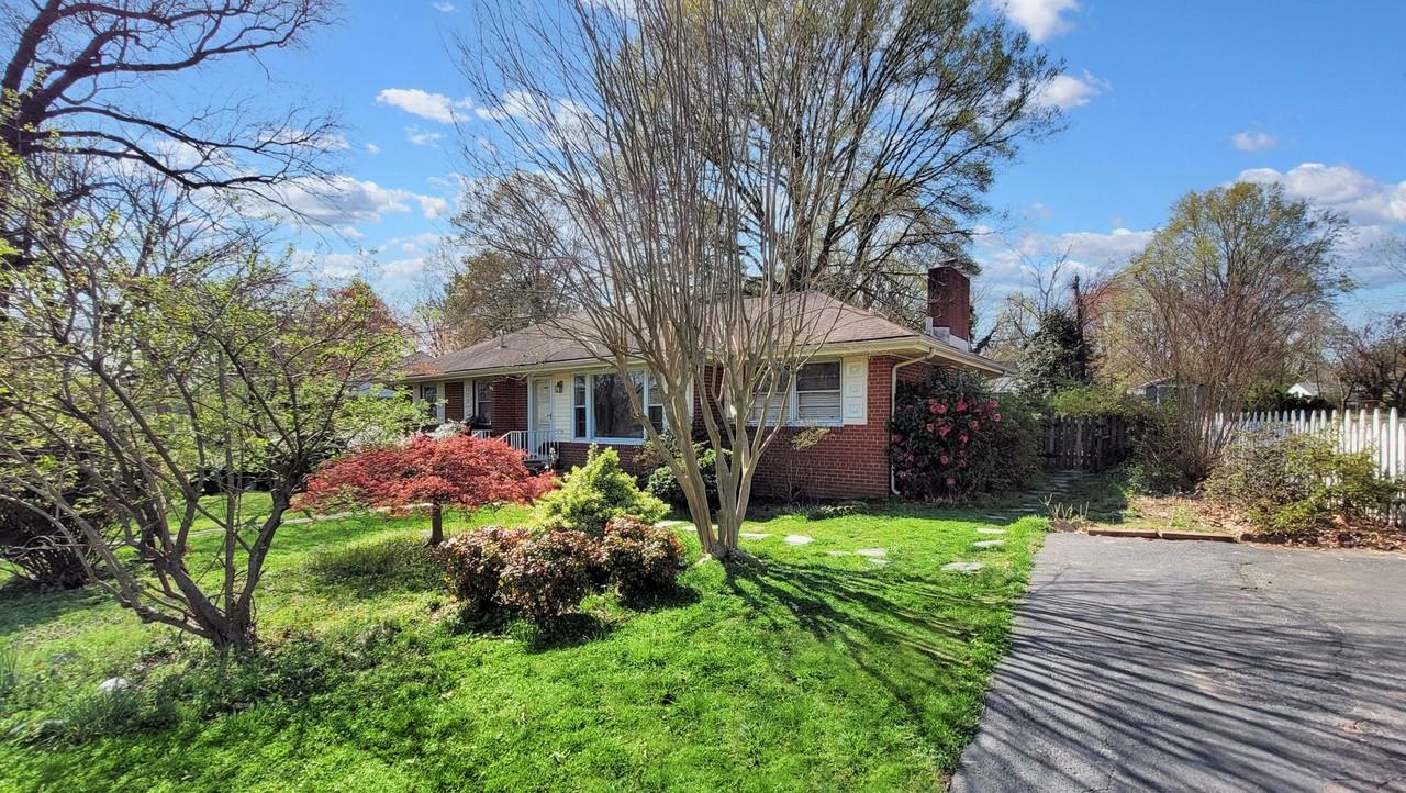 5411 Windingbrook Rd - Photo 2 of 24