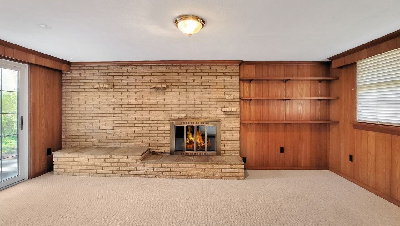 5411 Windingbrook Rd - Photo 4 of 24