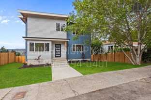 605 Prospect Ave N - Photo 1 of 1