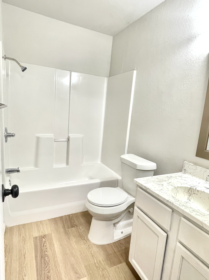 Legacy @La Hacienda - Photo 5 of 29