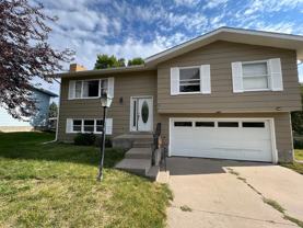 3229 19th Ave S - Photo 1 of 1