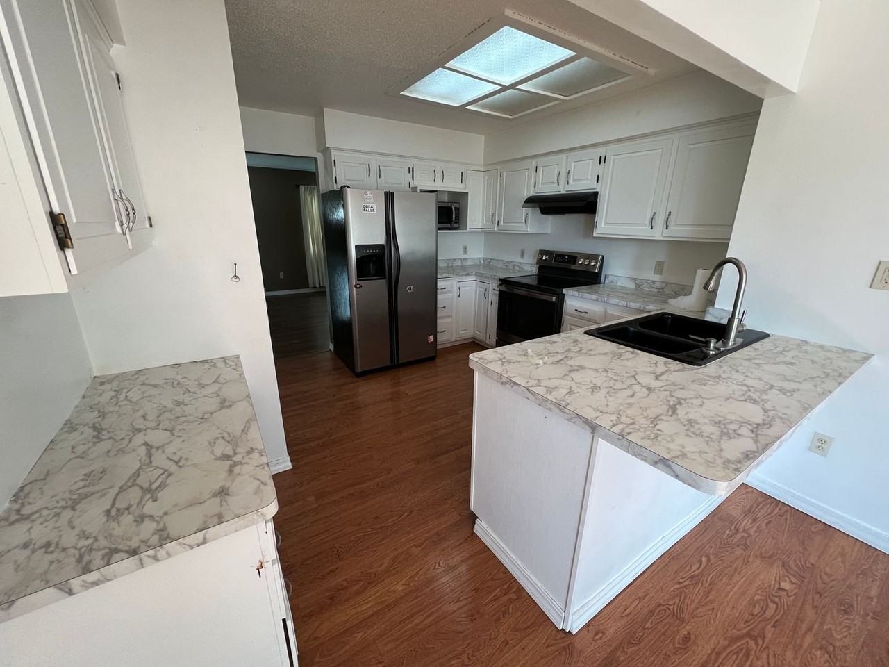 3229 19th Ave S - Photo 3 of 16