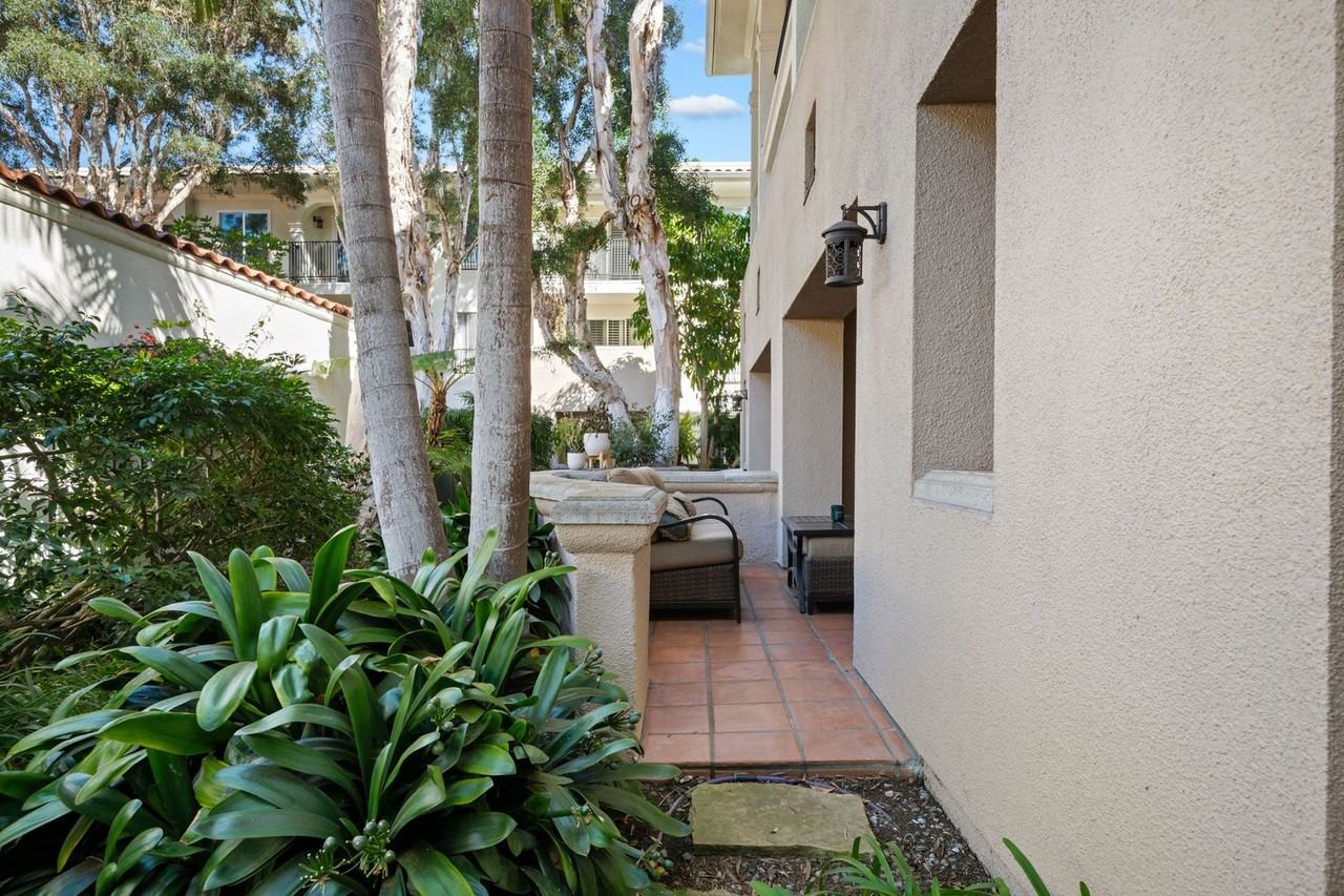 112 Por La Mar Cir - Photo 6 of 27