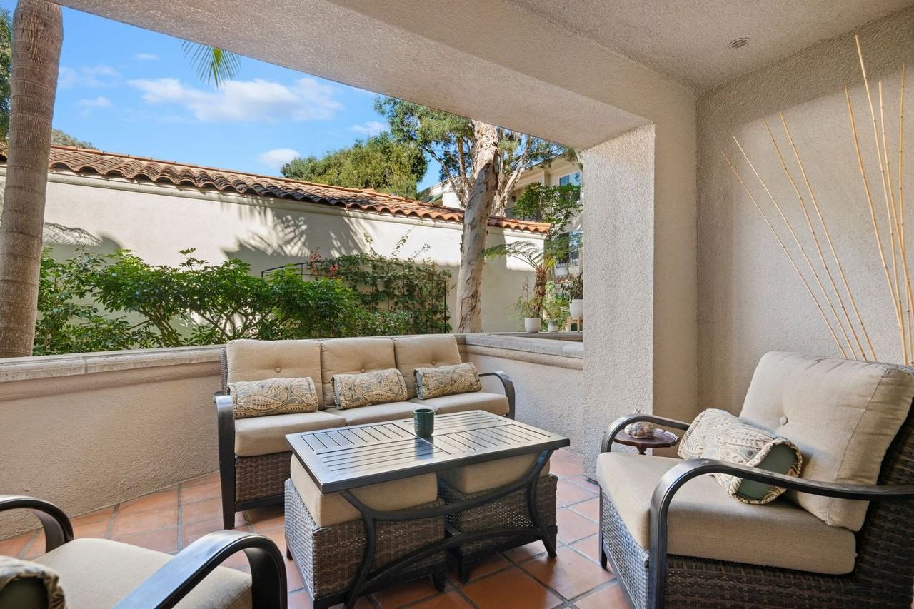 112 Por La Mar Cir - Photo 7 of 27