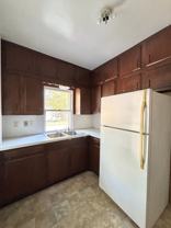 402 Montrose Ave - Photo 1 of 1
