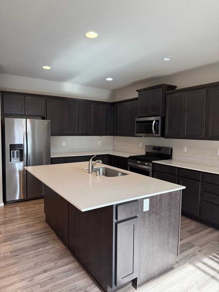 9922 13th St Se - Photo 3 of 15