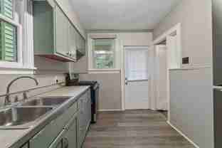 1810 Powers St - Photo 1 of 1