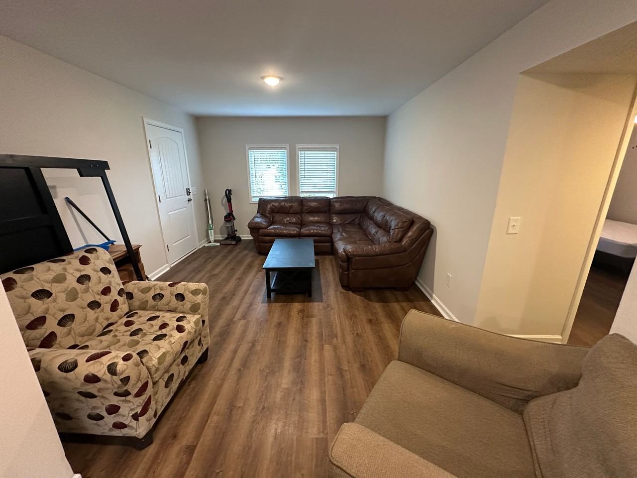 202 Edgewood Ave - Photo 3 of 28