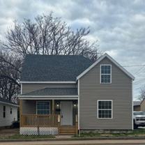423 W Division St - Photo 1 of 1