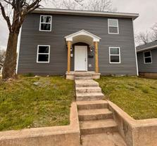 435 W Division St - Photo 1 of 1