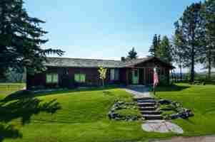 featured image of 687 Roundup Ln