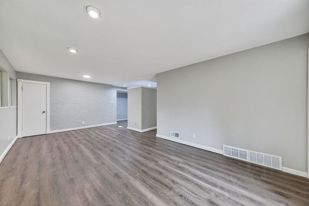 120 Mcalpine Dr - Photo 5 of 27