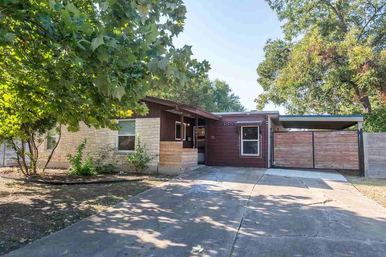 1301 Clearfield Drive - Photo 2 of 23