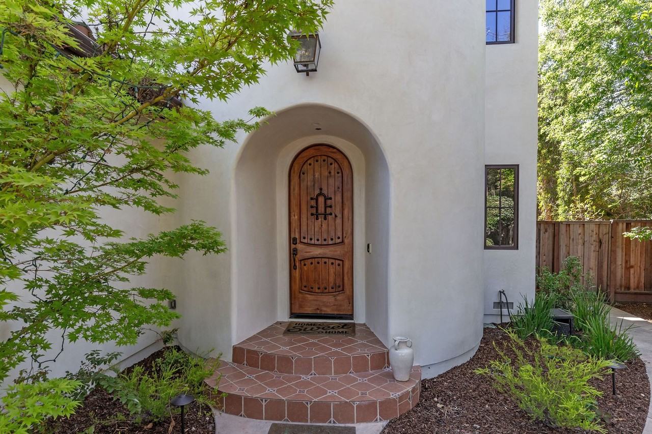 2029 Sharon Rd - Photo 3 of 30