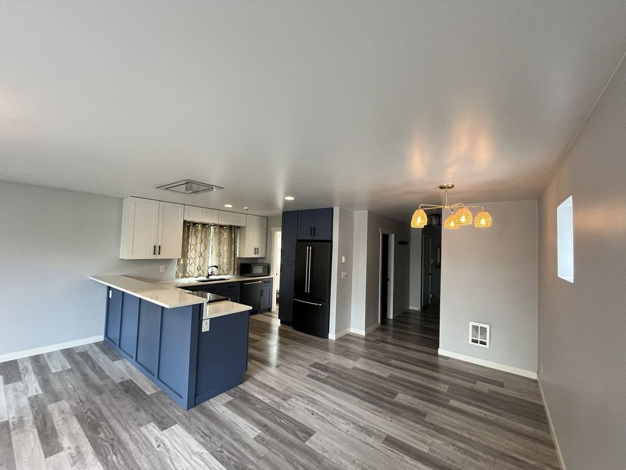 348 N Cambrian Ave - Photo 4 of 25