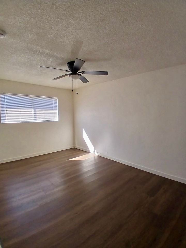 Fully Renovated Modern 2 - Photo 2 of 16