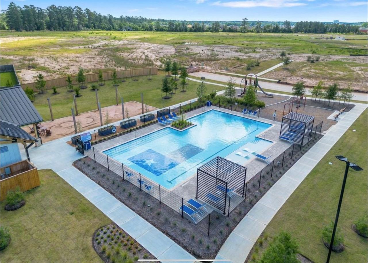 622 Amber Falls Dr - Photo 4 of 25