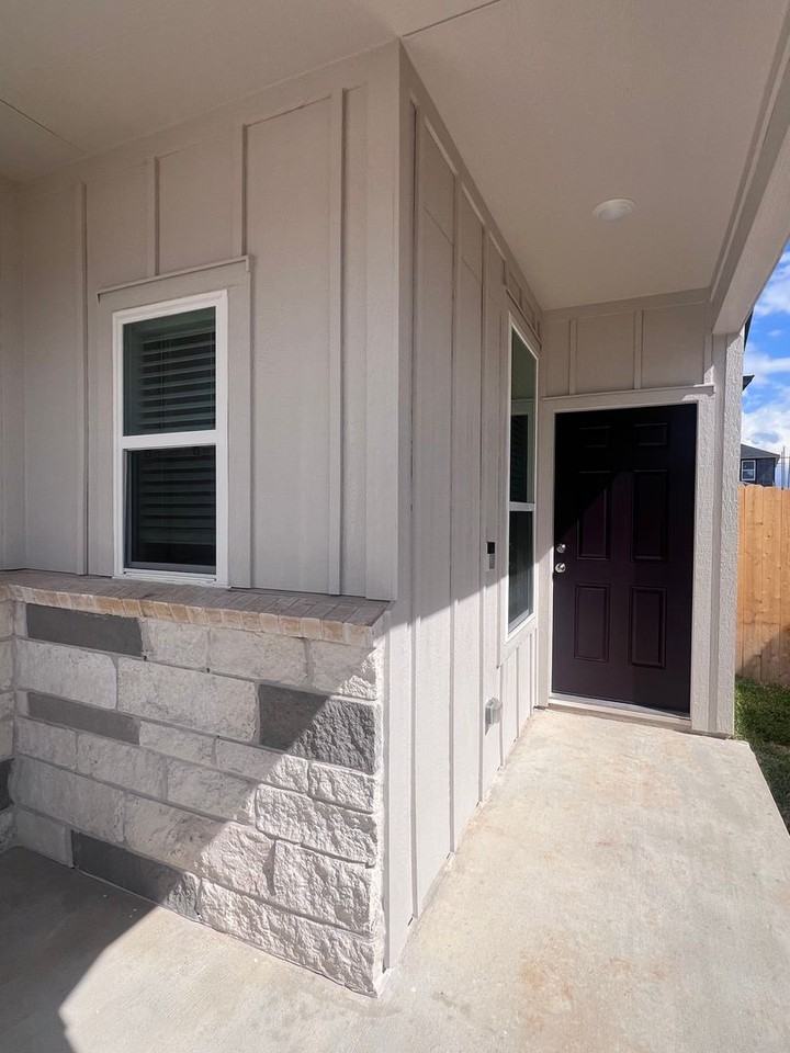 622 Amber Falls Dr - Photo 6 of 25