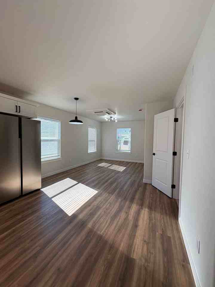 1166 Woodrow Ln - Photo 3 of 12