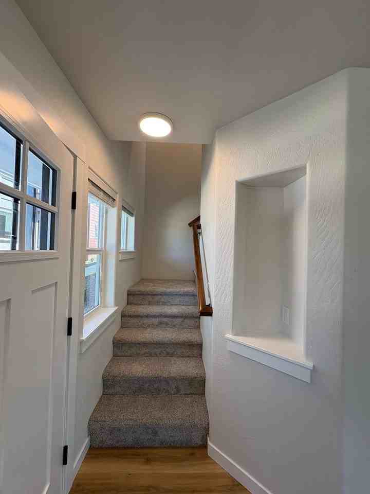 1170 Woodrow Ln - Photo 6 of 14