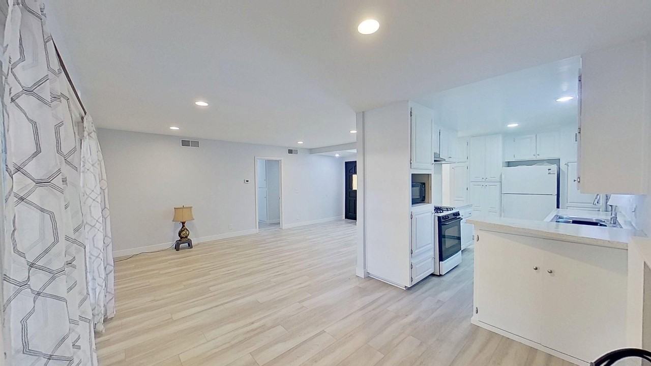 1105 South Rene Drive - Photo 6 of 21