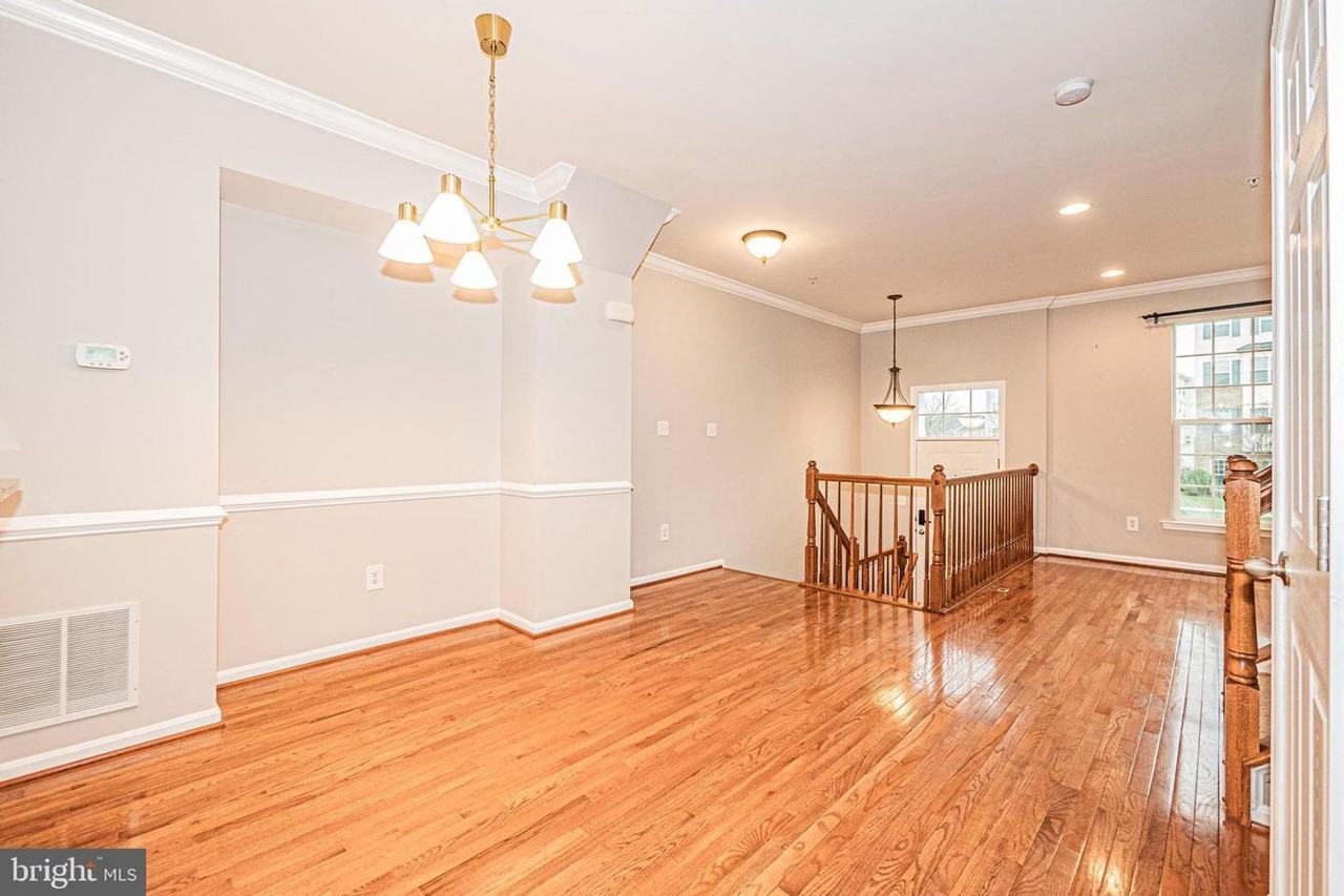 11919 Little Seneca Pkwy - Photo 7 of 36