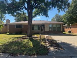 featured image of 2905 Comanche St