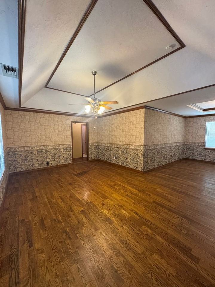 2905 Comanche St - Photo 3 of 21