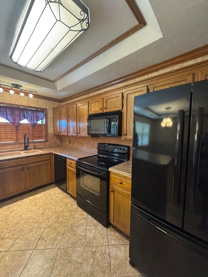 2905 Comanche St - Photo 6 of 21