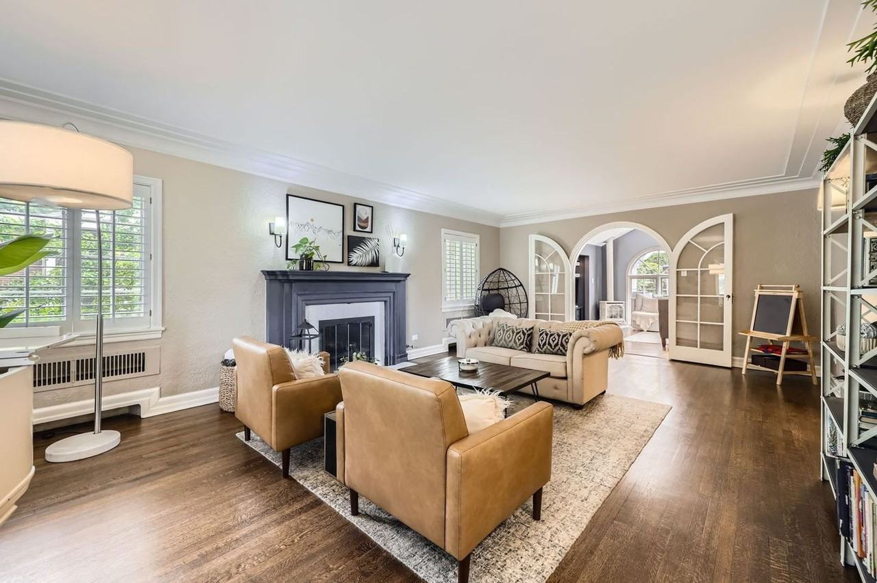 1000 North Monaco Street Parkway - Photo 2 of 31