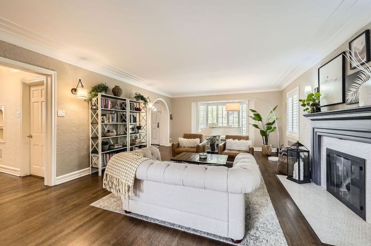 1000 North Monaco Street Parkway - Photo 3 of 31