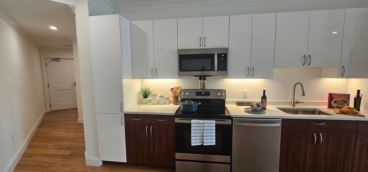 58A Asheville Rd - Photo 4 of 23