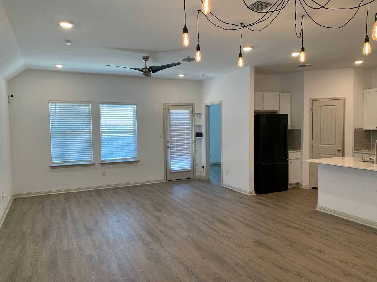 235 Sweetwater Creek Ln - Photo 5 of 8