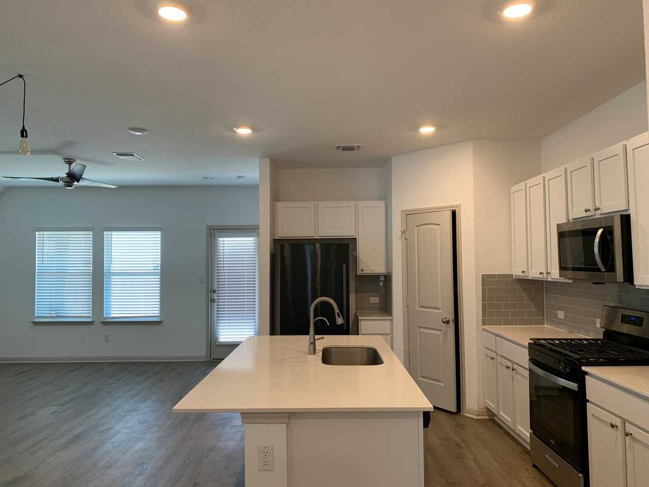 235 Sweetwater Creek Ln - Photo 6 of 8