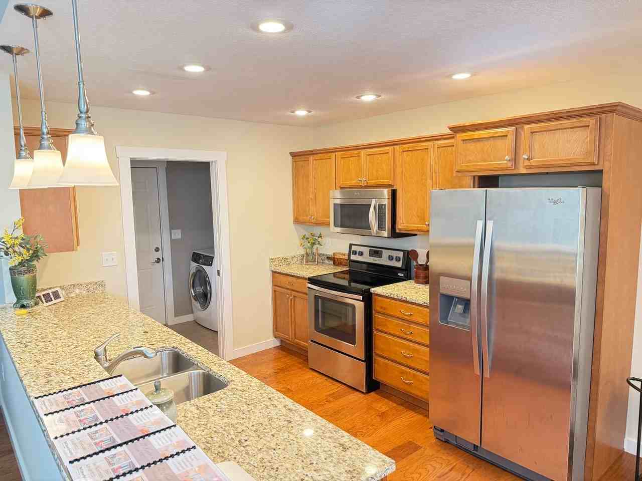 29 Kaylor Dr - Photo 4 of 19