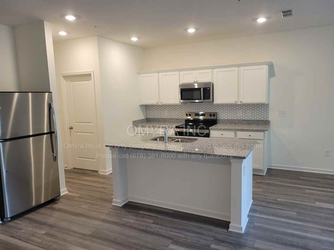 1036 Castanea Dr - Photo 2 of 15