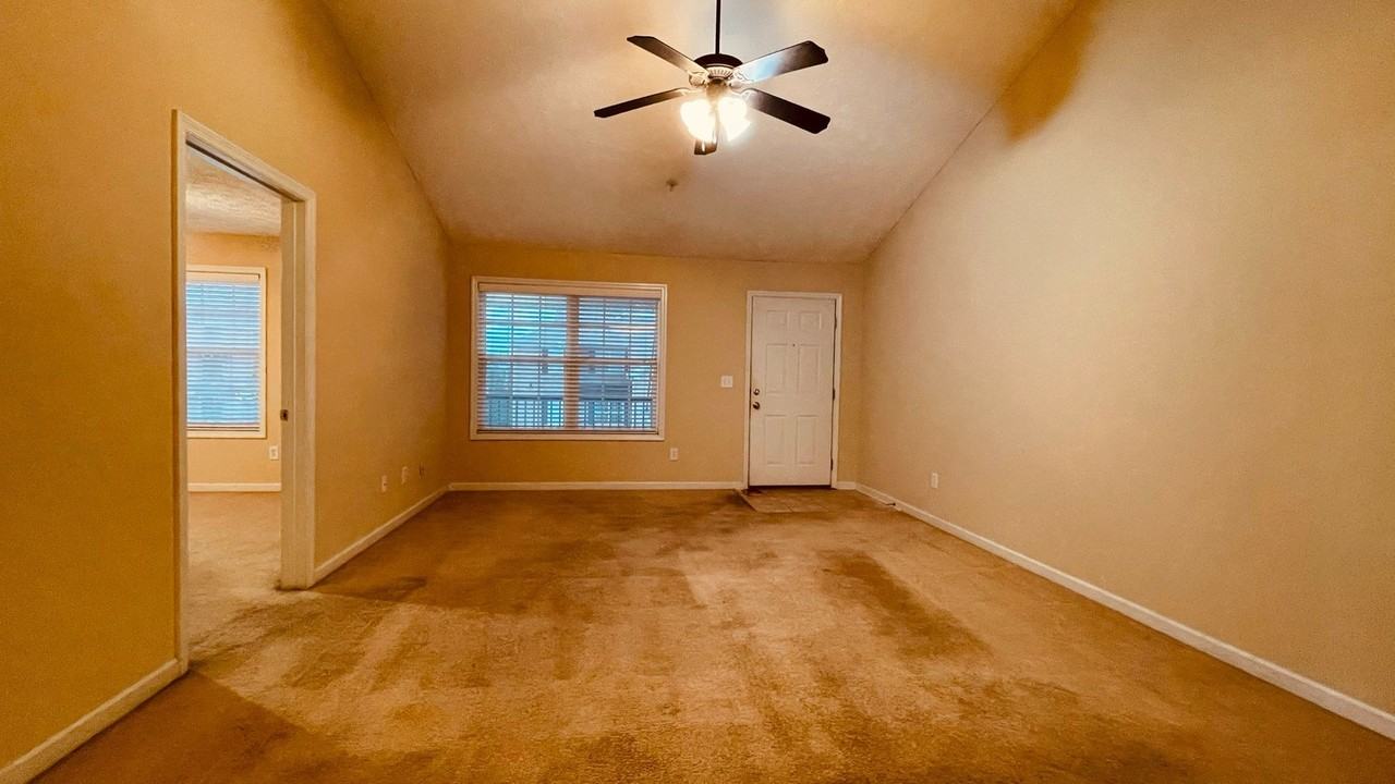 402 W Glenn Ave #301B - Photo 2 of 14