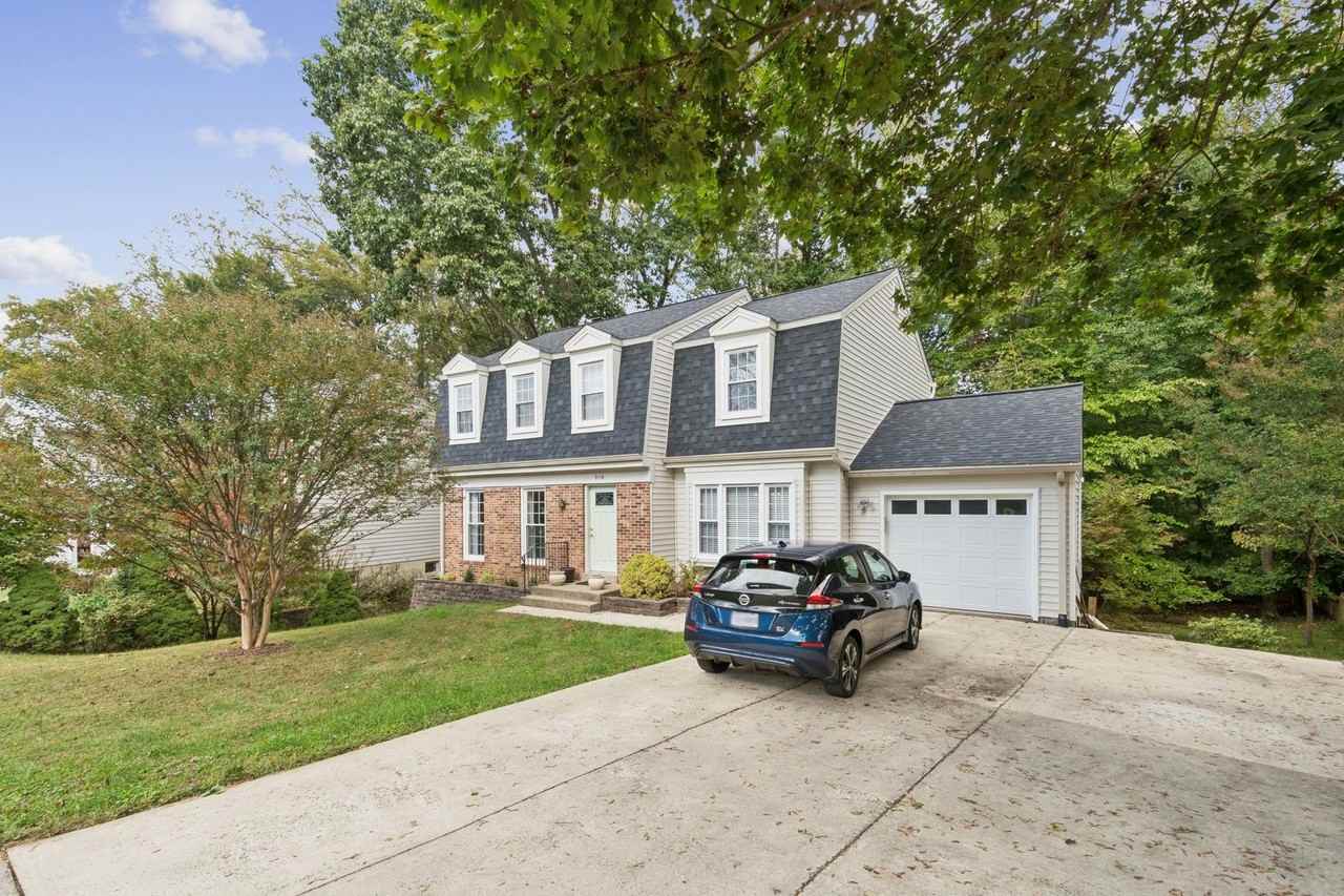 9116 Meadow Rue Ln - Photo 2 of 35