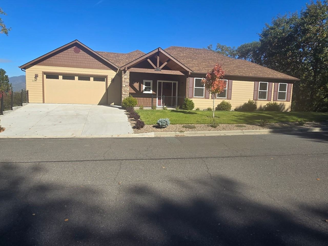 2231 Se Linden Ln - Photo 2 of 40