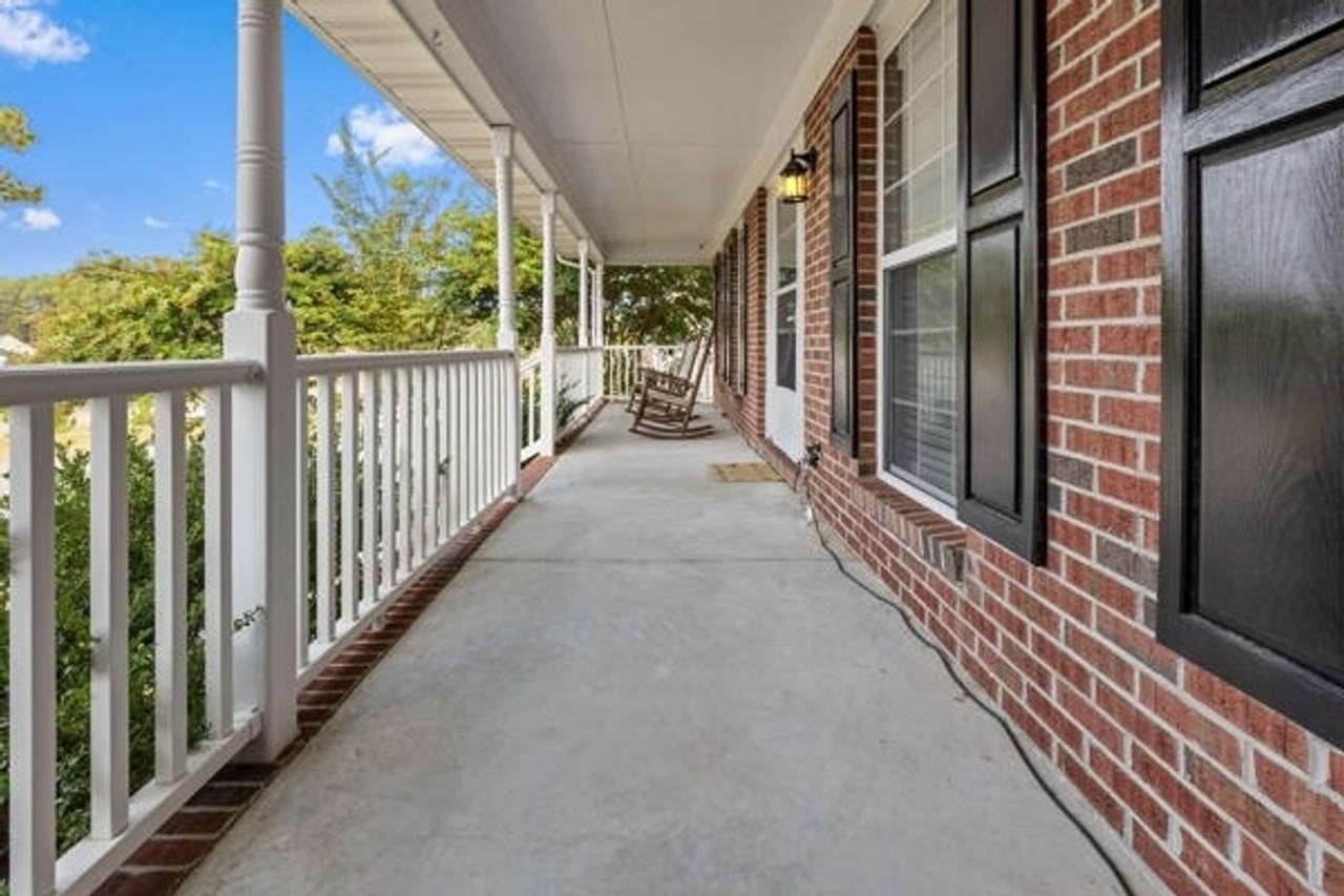 5224 Miranda Dr - Photo 3 of 34